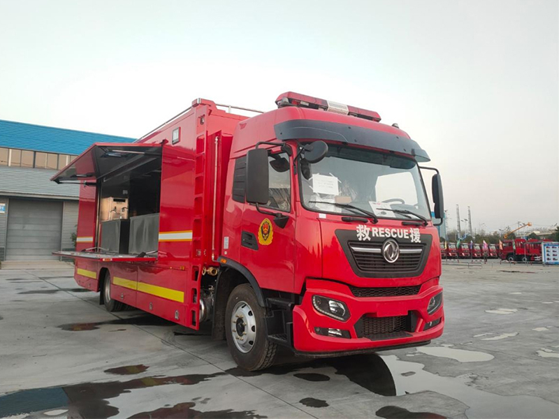 东风天锦流动式炊事车