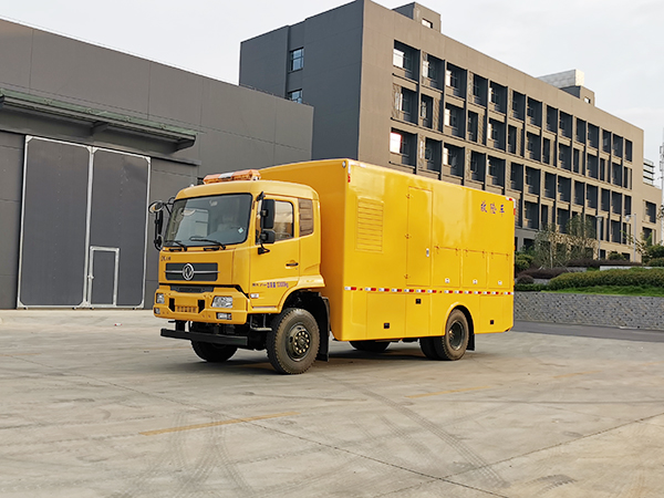 CLW5140XXHE6天锦四驱救险车