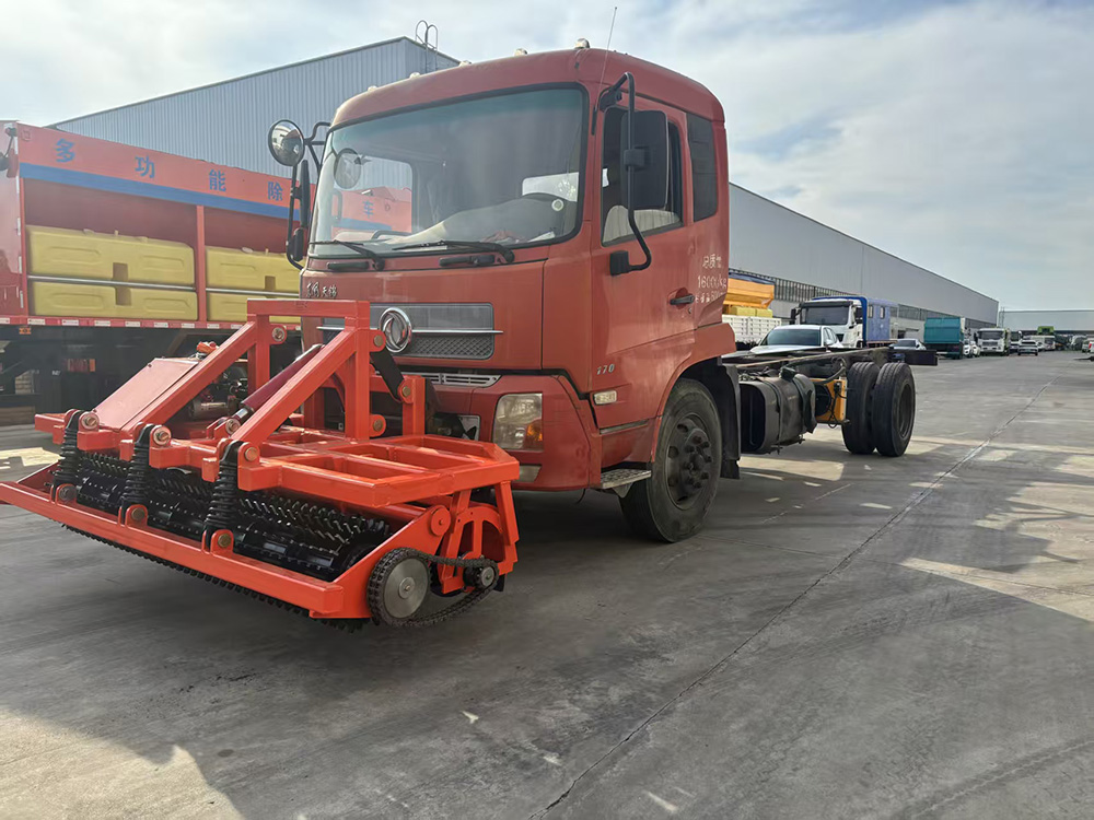 车载前置破冰机